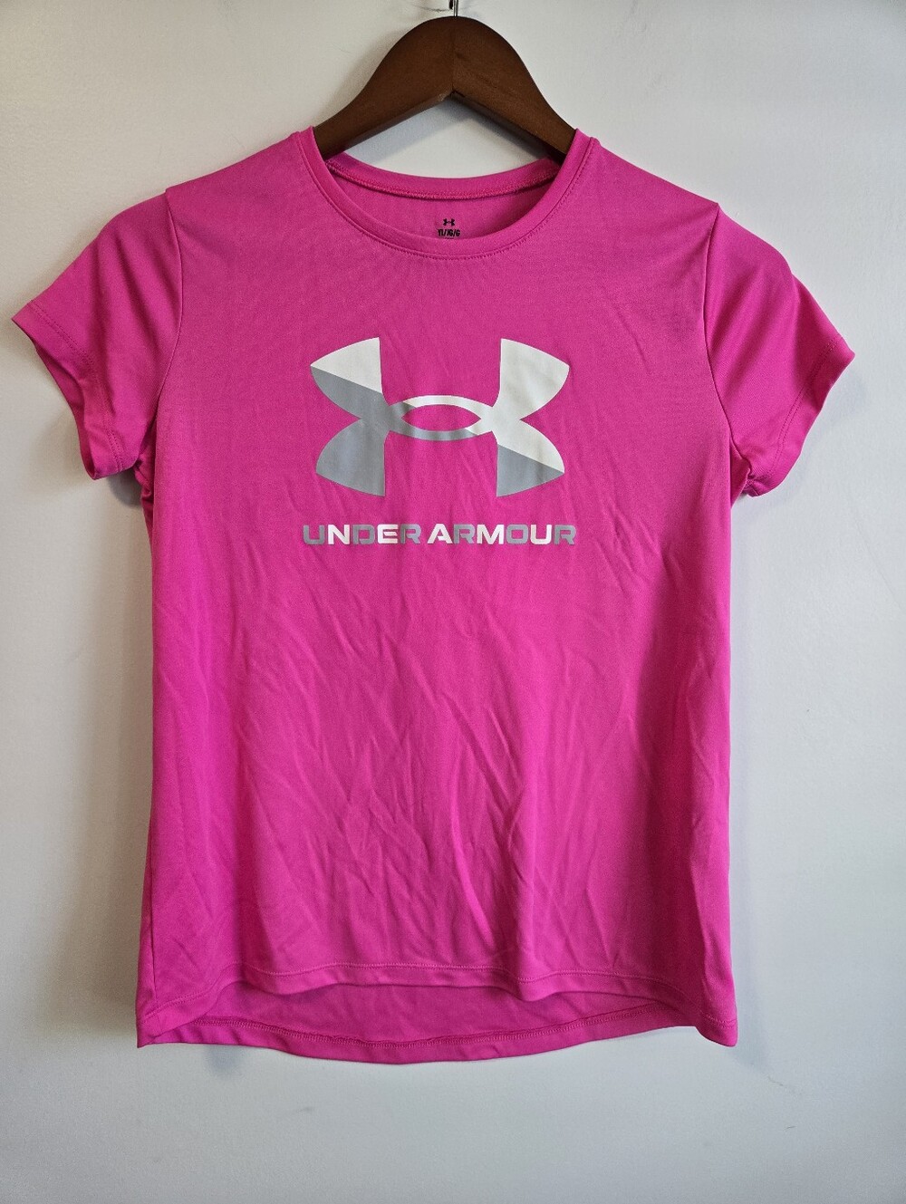 Under Armour Girl's Bright Pink Short Sleeve Tee Size XL Loose Dri Fit